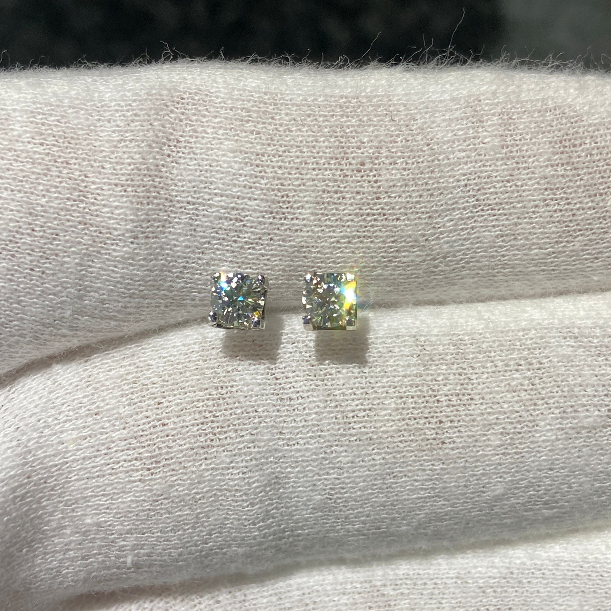 日本直送 精品牛頭方晶鑽石耳釘【JS375】