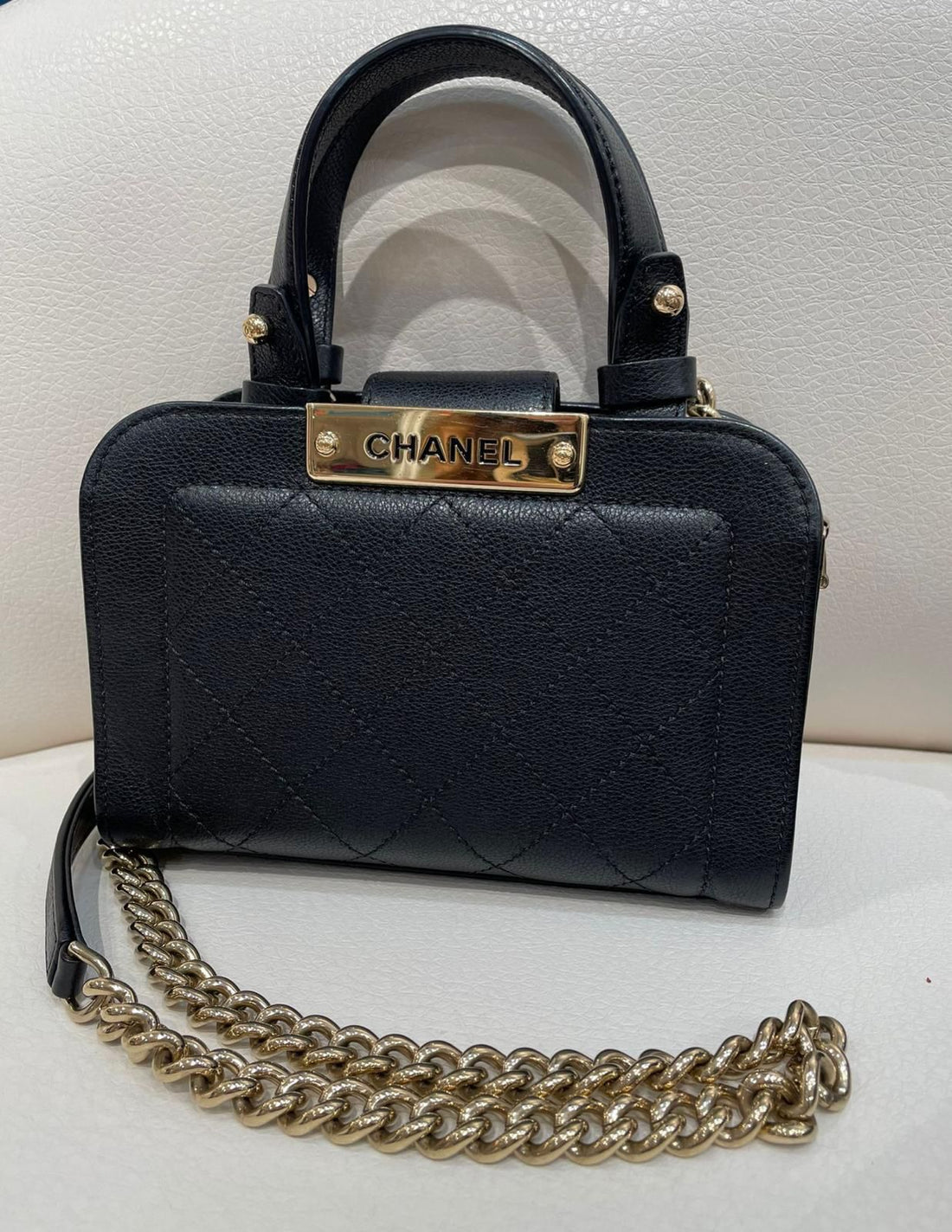 二手Chanel 小號保齡球 荔枝皮  訂金 $500 總售價 $12988【JS521】