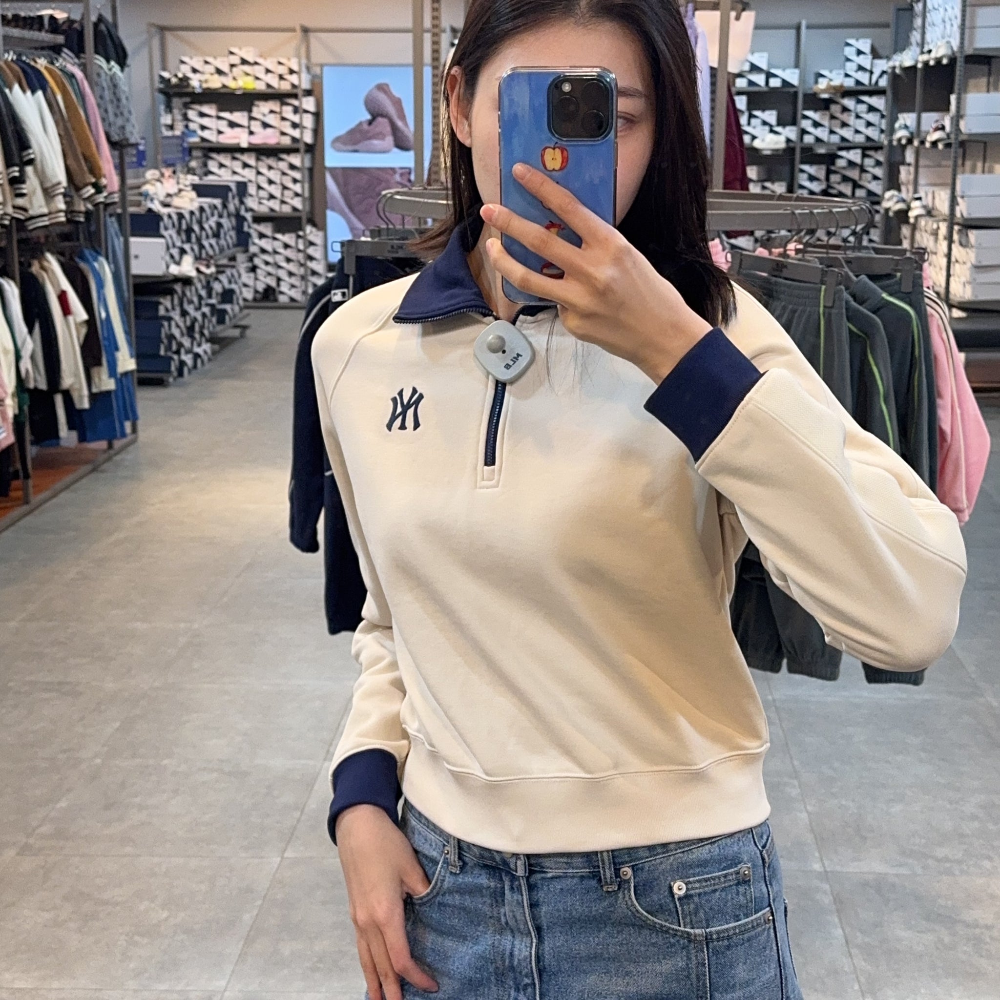 韓國 MLB Women's Sporty Varsity Colorblock Crop Top with Zip-Up【MB045】