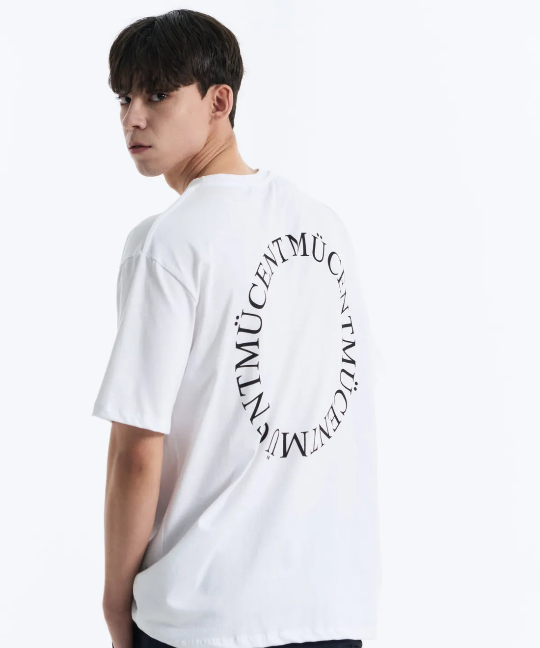韓國 Mucent Signature Back Logo Loose Fit T-Shirt【MU024】