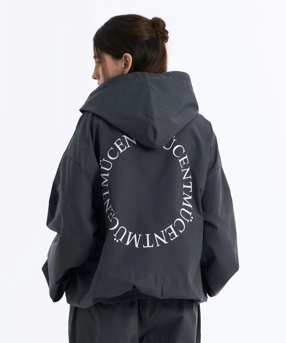 韓國 Mucent Back Round Windbreaker【MU210】