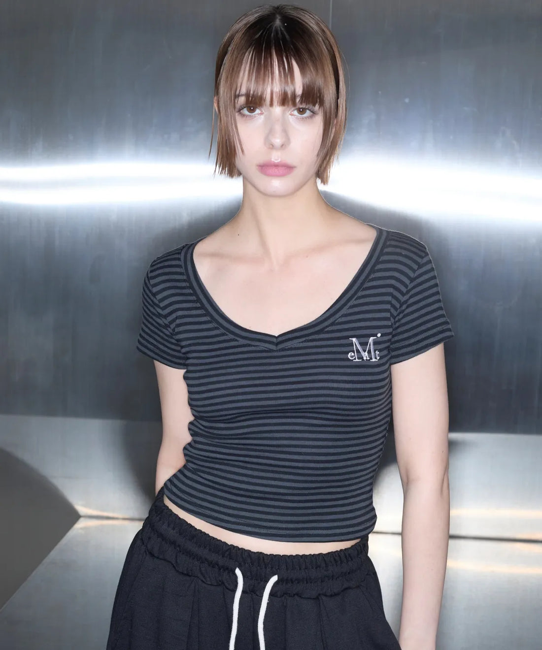 韓國 Mucent Emma V-Neck Stripe Half T-Shirt【MU013】