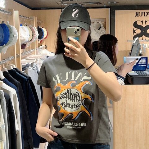 韓國 Satur Sun Retro Graphic T-Shirt【SR103】