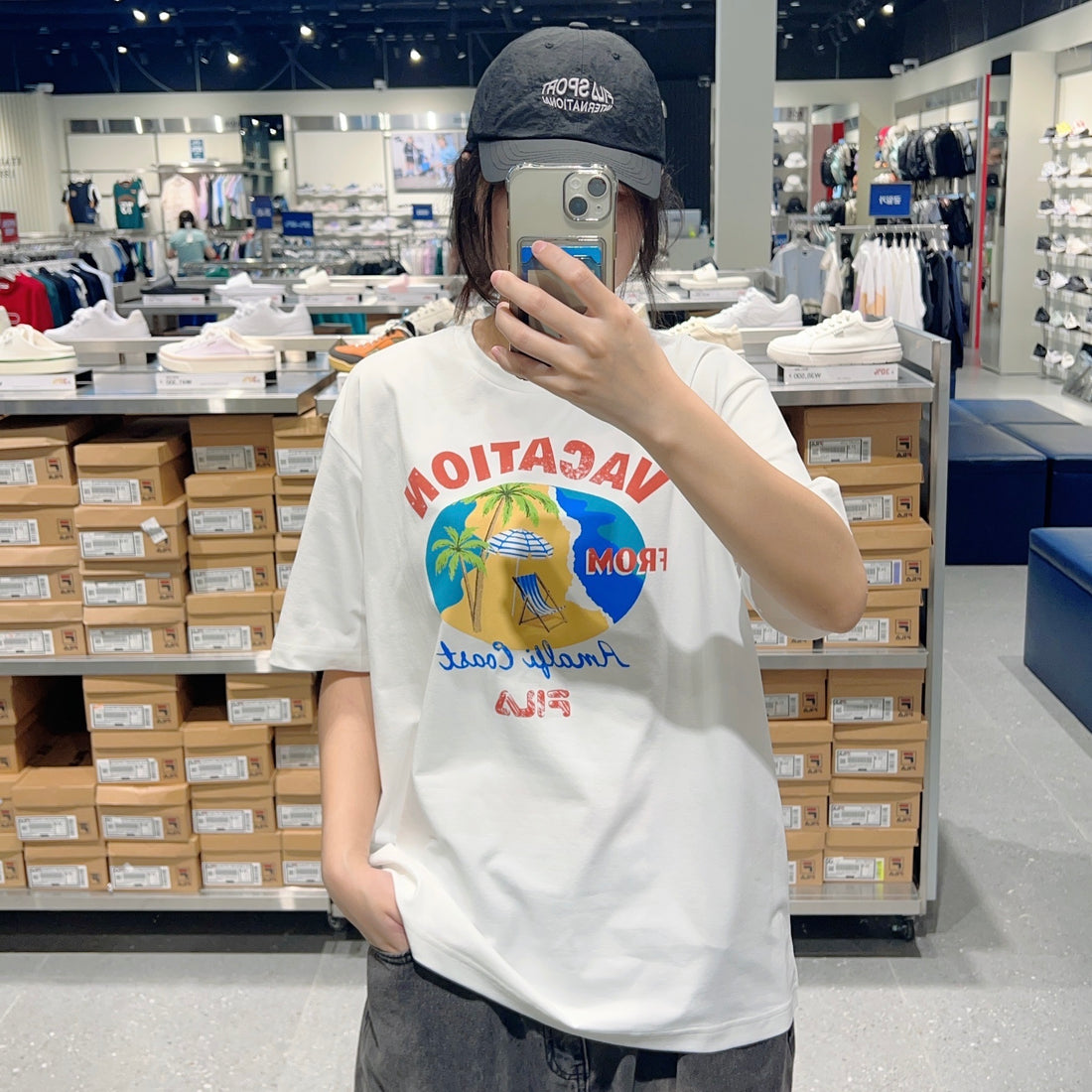 韓國 FILA Lightweight Stretch Graphic Short Sleeve T-shirt【FA294】