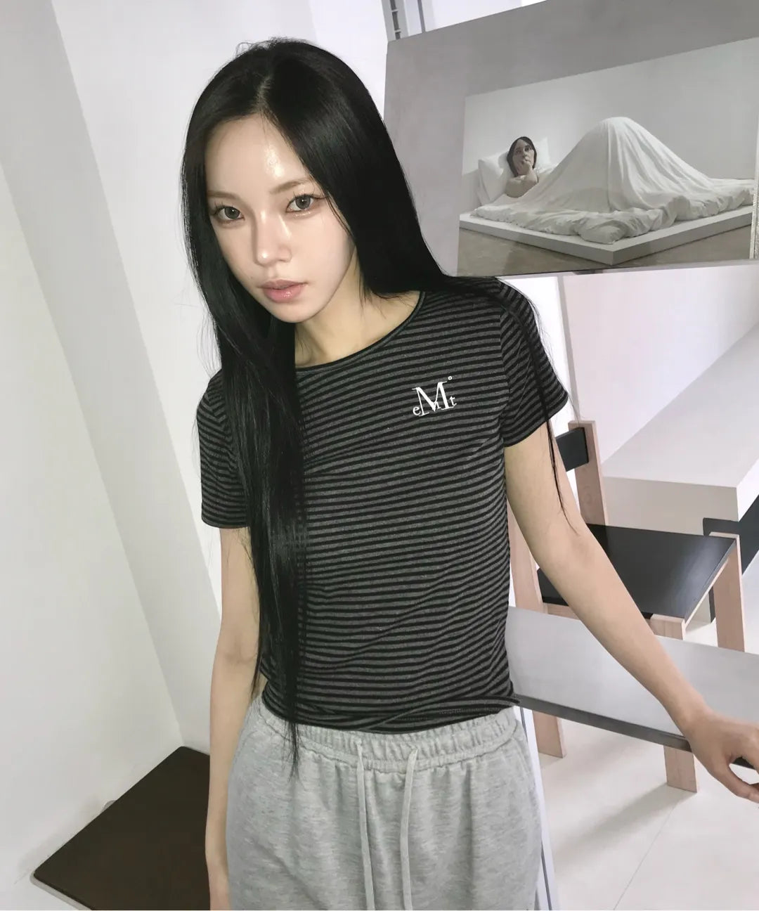 韓國 Mucent Nable U-Neck Stripe Half T-Shirt【MU030】