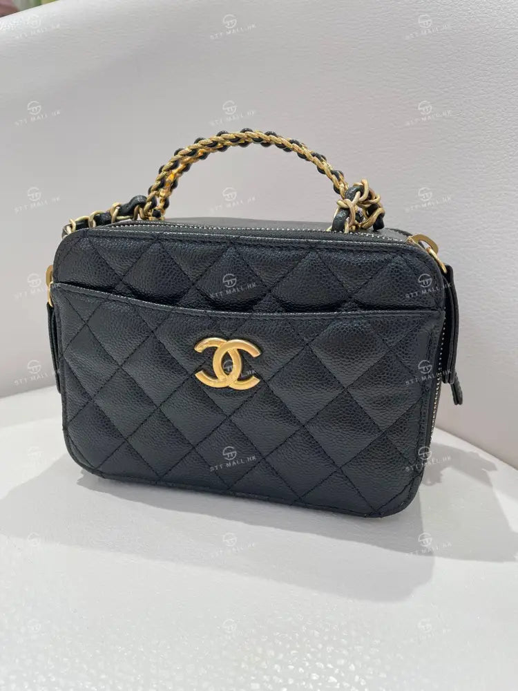 二手 Chanel 22s 黑金鏤空 相機包 訂金 $500 總售價 $29280【JS530】 一般商品