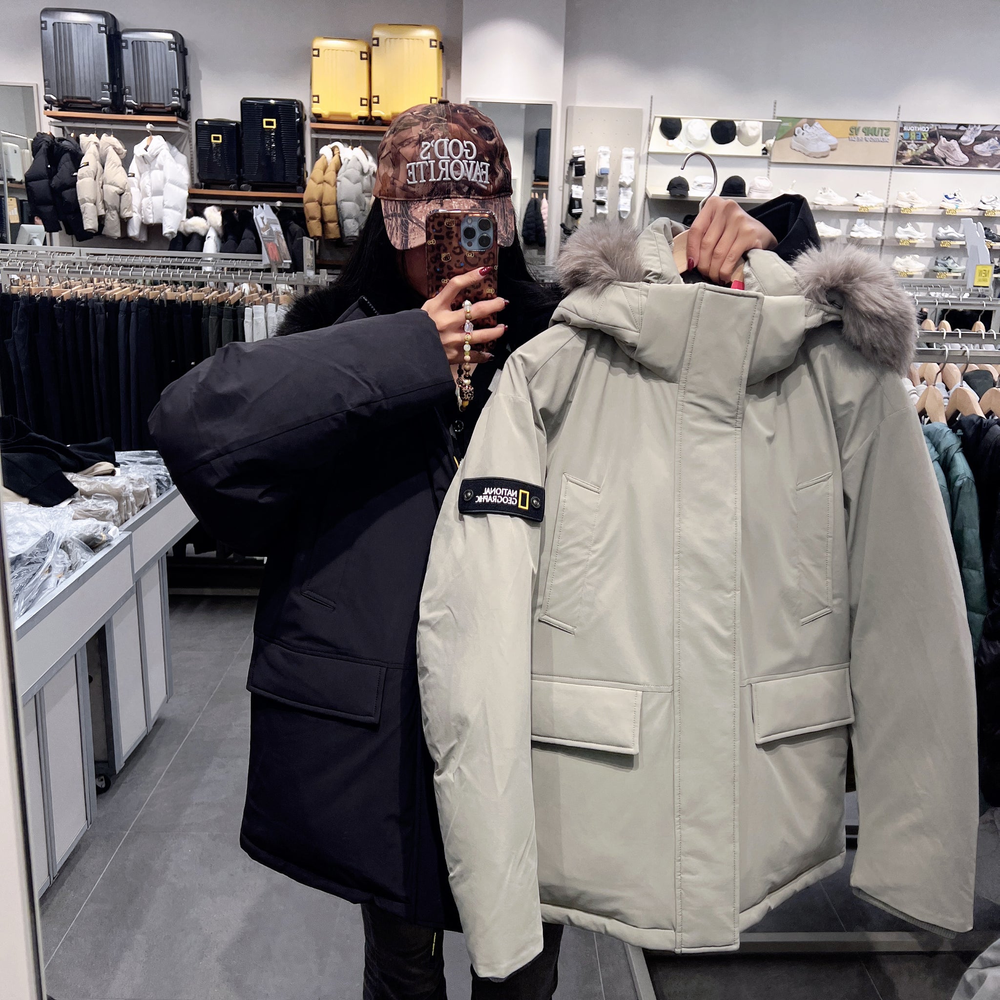 韓國 National Geographic Beluga Fur Trimmed Mid-Length Goose Down Hoodie (鵝絨)【NG200】