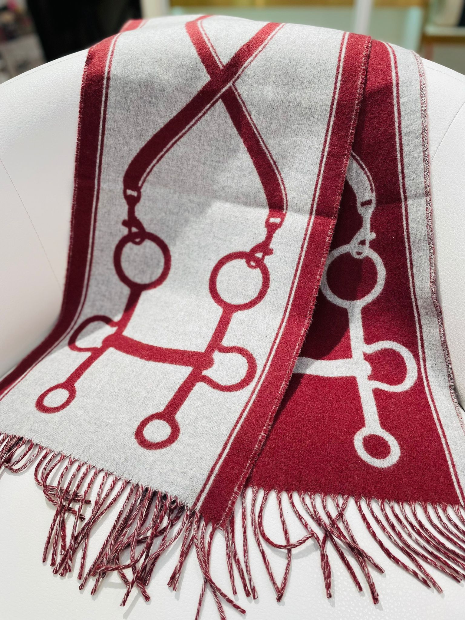 全新 愛馬仕純羊絨圍巾 160X30CM 紅色 【JS508】