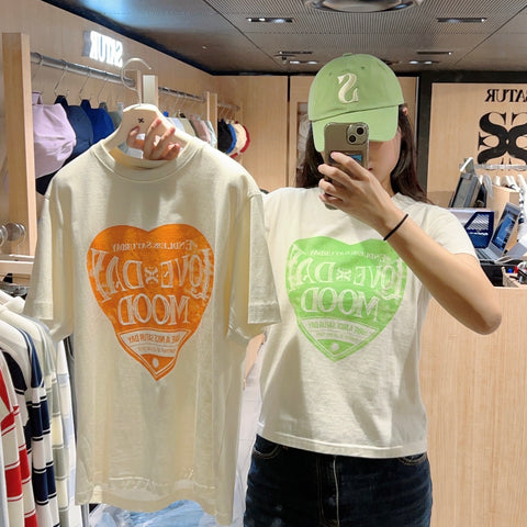 韓國 Satur Saturday Retro Mood Graphic T-Shirt【SR102】