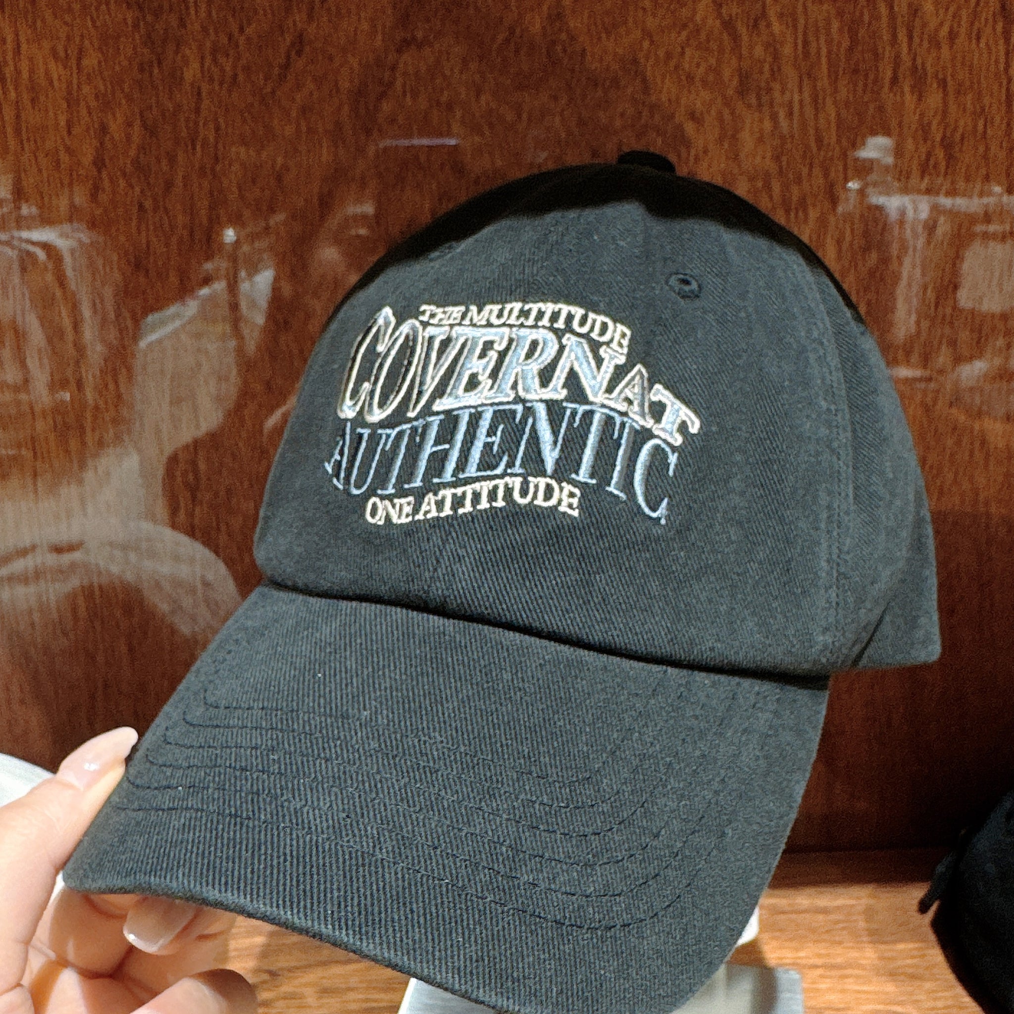韓國 Covernat Artwork Lettering Logo Ball Cap【CO078】