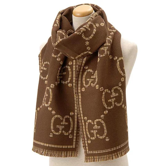 Gucci Muffler (訂金$500，總售價為 $3,058)【SE212】
