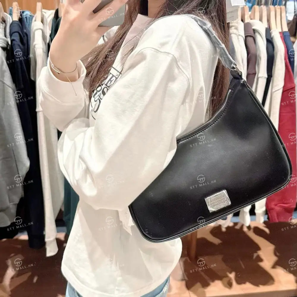 韓國 Marithe Francois Girbaud Classic Logo Faux Leather Hobo Bag【MD020】 Black 一般商品