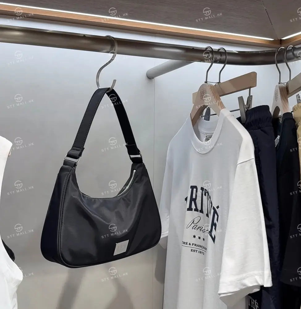 韓國 Marithe Francois Girbaud Classic Logo Hobo Bag【MD019】 一般商品