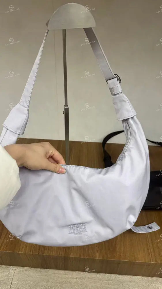 韓國 Marithe Francois Girbaud Classic Logo Hobo Cross Bag【MD105】 Sky Blue 一般商品