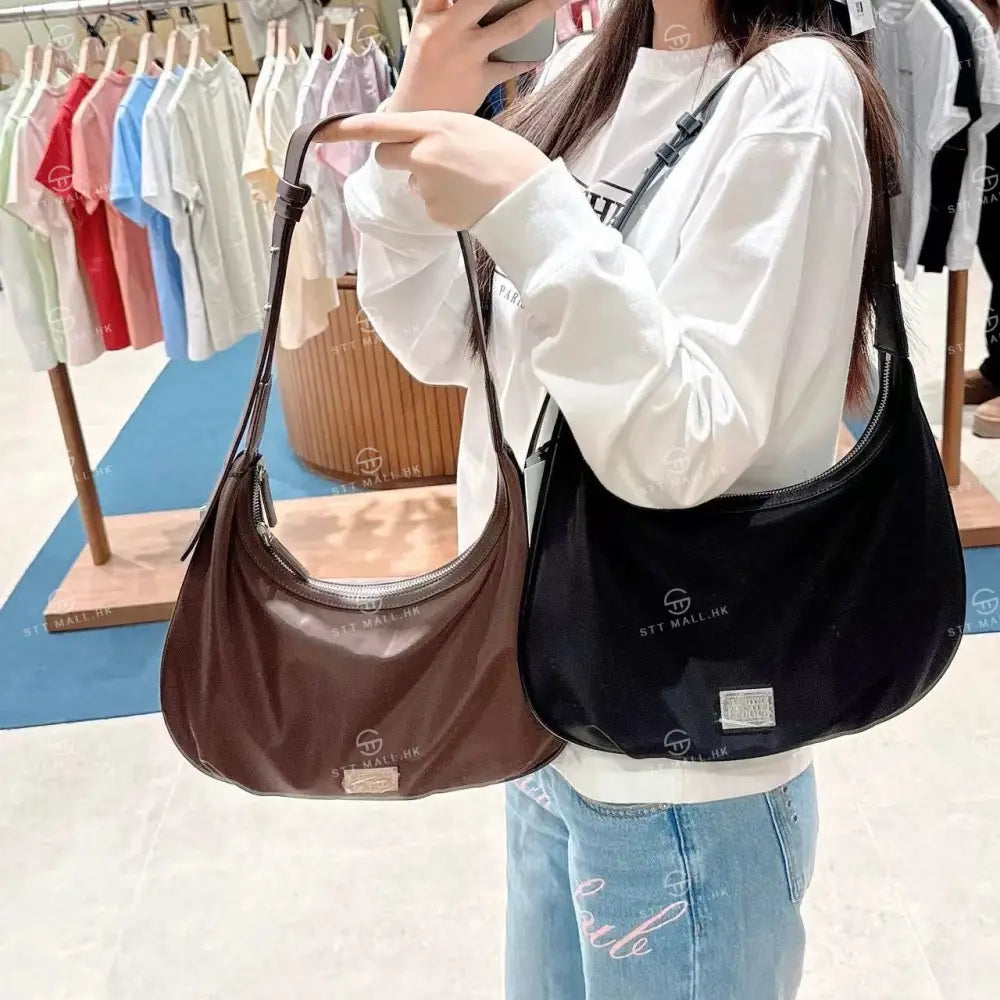 韓國 Marithe Francois Girbaud Classic Logo Round Shoulder Bag【MD023】 Black 一般商品