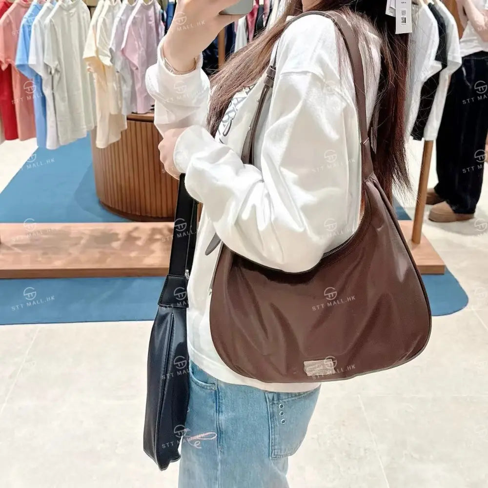 韓國 Marithe Francois Girbaud Classic Logo Round Shoulder Bag【MD023】 Brown 一般商品