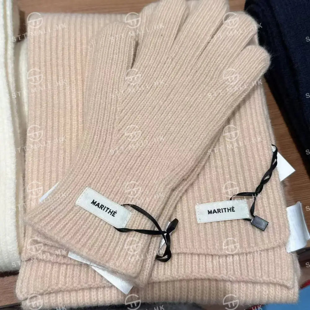 韓國 Marithe Francois Girbaud Regular Logo Muffler &amp; Glove【MD078】 Beige 一般商品