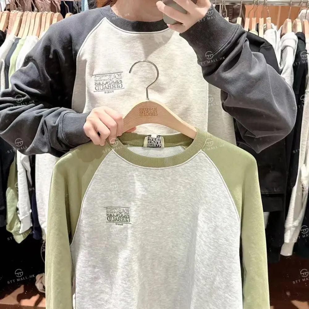 韓國 Marithe Francois Girbaud Small Classic Logo Color Block Sweatshirt【MD136】 一般商品