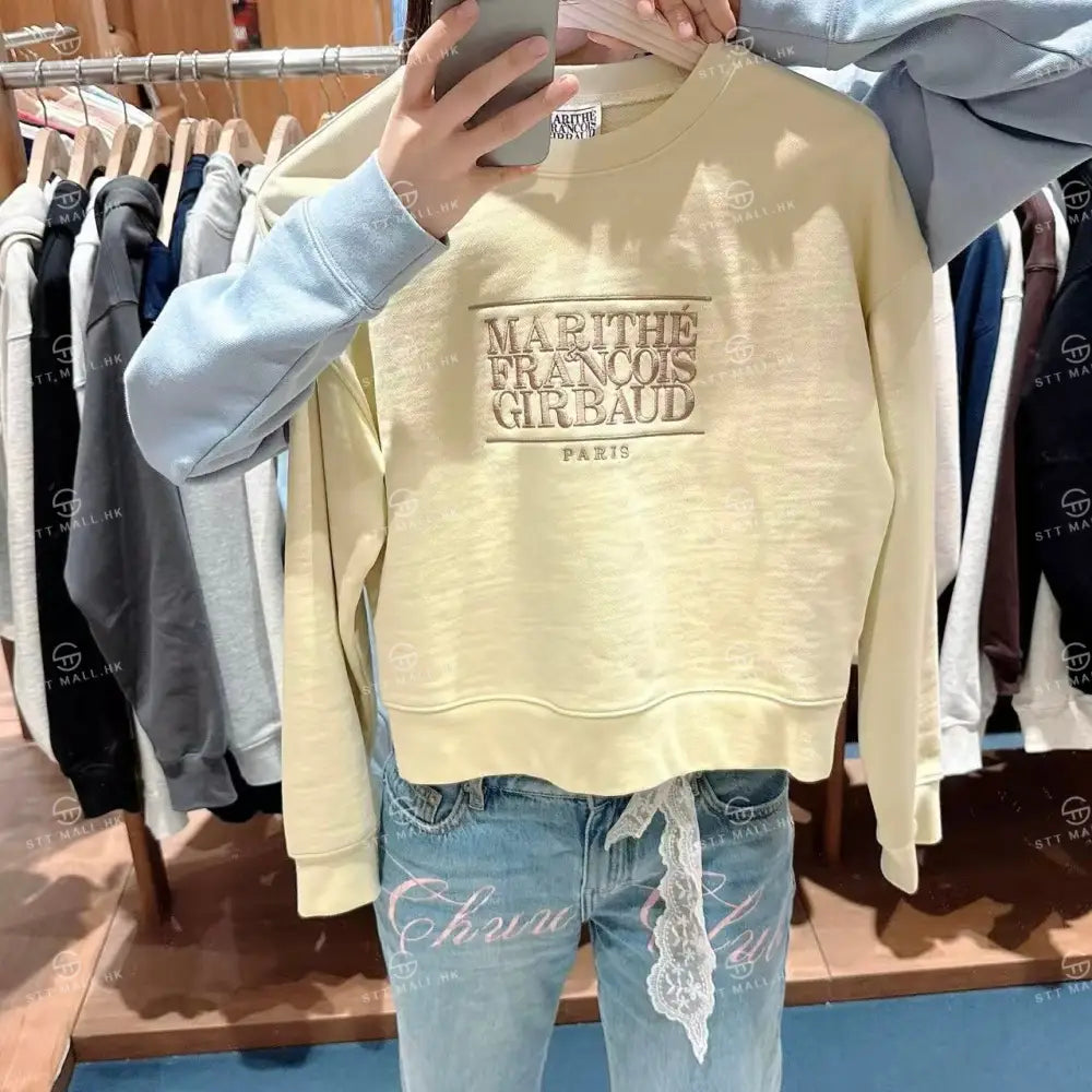 韓國 Marithe Francois Girbaud Women’s Classic Logo Crop Sweatshirt【MD069】 Light Yellow / S 一般商品