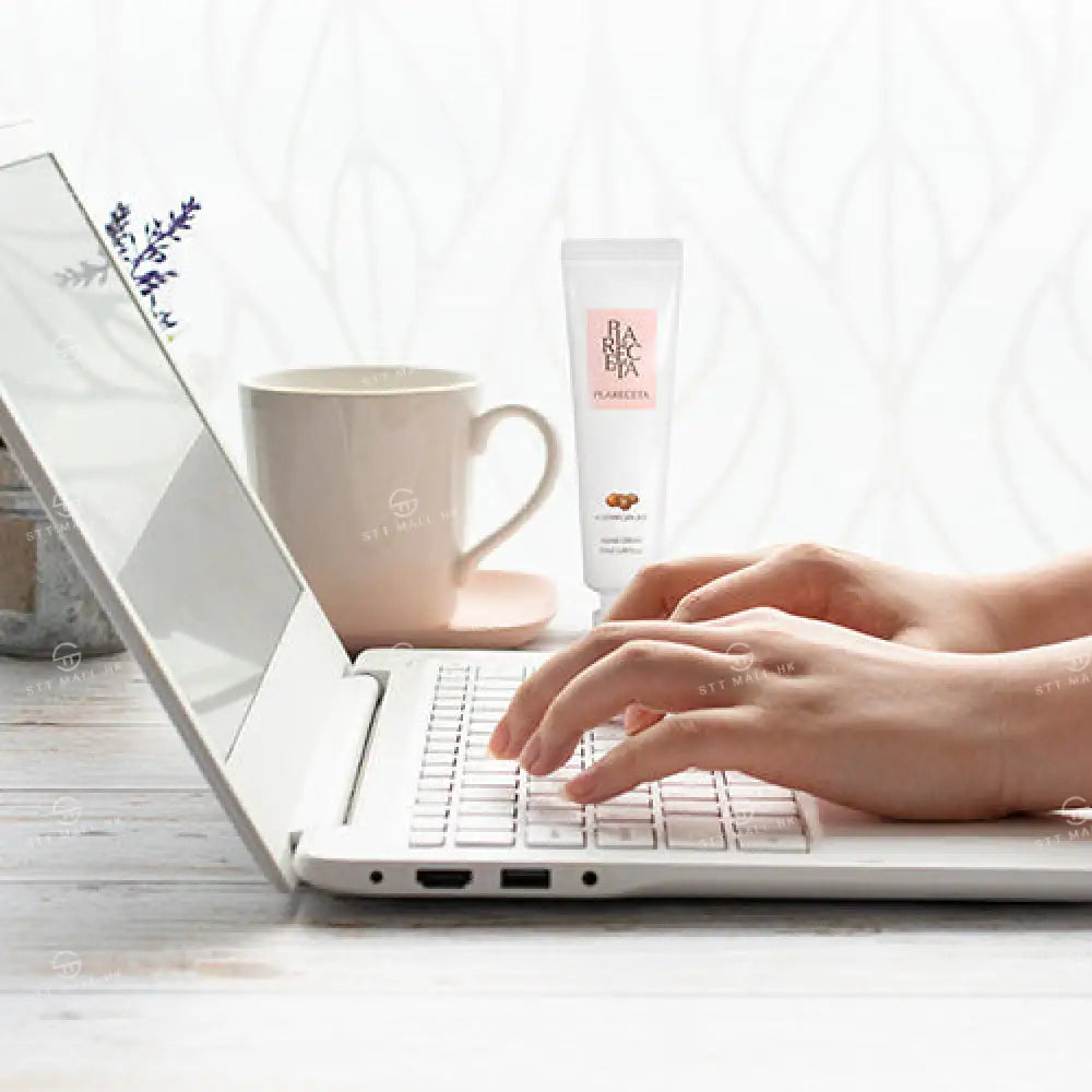 韓國 Plareceta 胎盤手霜 50ml【SM621】 一般商品