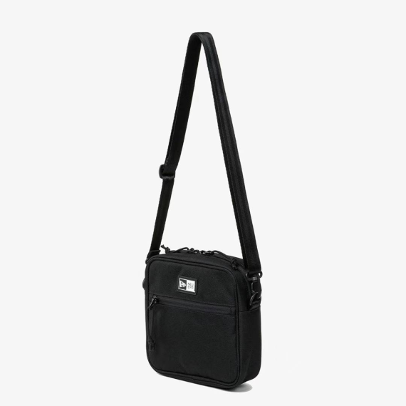 New Era No.15 Square Shoulder Pouch [韓國連線 D]‎