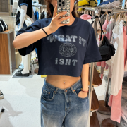 What it isn't No.W14 Women's WT Lettering Print Crop Short Sleeve T-Shirt [韓國連線 D]