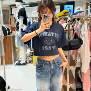 What it isn't No.W14 Women's WT Lettering Print Crop Short Sleeve T-Shirt [韓國連線 D]