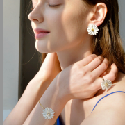 DANA BURTON No.89 Daisy Flower Set (Bracelet+Earring) [韓國連線]