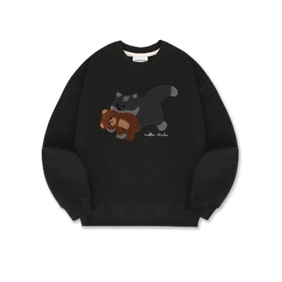 Ambler A2  Cat Biting Teddy Bear Overfit Brushed Sweatshirt [韓國連線 D]