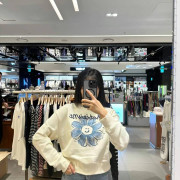 Wacky Willy Women’s Big Flory Graphic Crop Crewneck [韓國連線D] (2410)