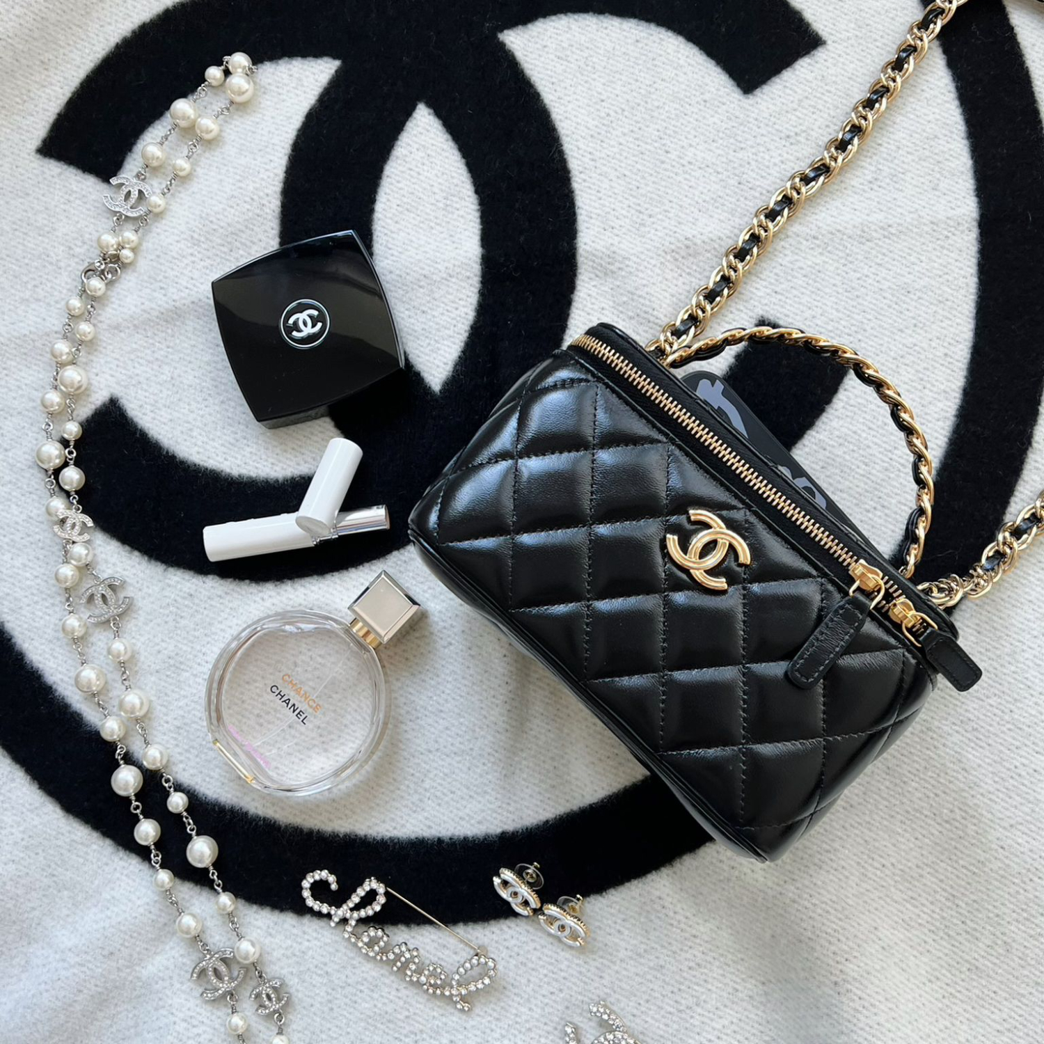 Chanel Handle 連鏡長形Box Bag 連禮盒(黑色拼金Logo)