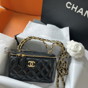 Chanel Handle 連鏡長形 Box Bag 連禮盒 (黑色拼金Logo)