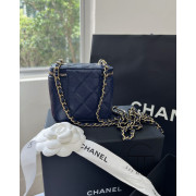 Chanel 粒紋小牛皮連鏡小盒子 連禮盒 (深藍色拼淡金色Logo)