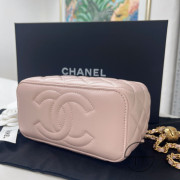 Chanel 小金球CC Logo化妝盒子連禮盒 (淡粉紅色)(可調節長短)